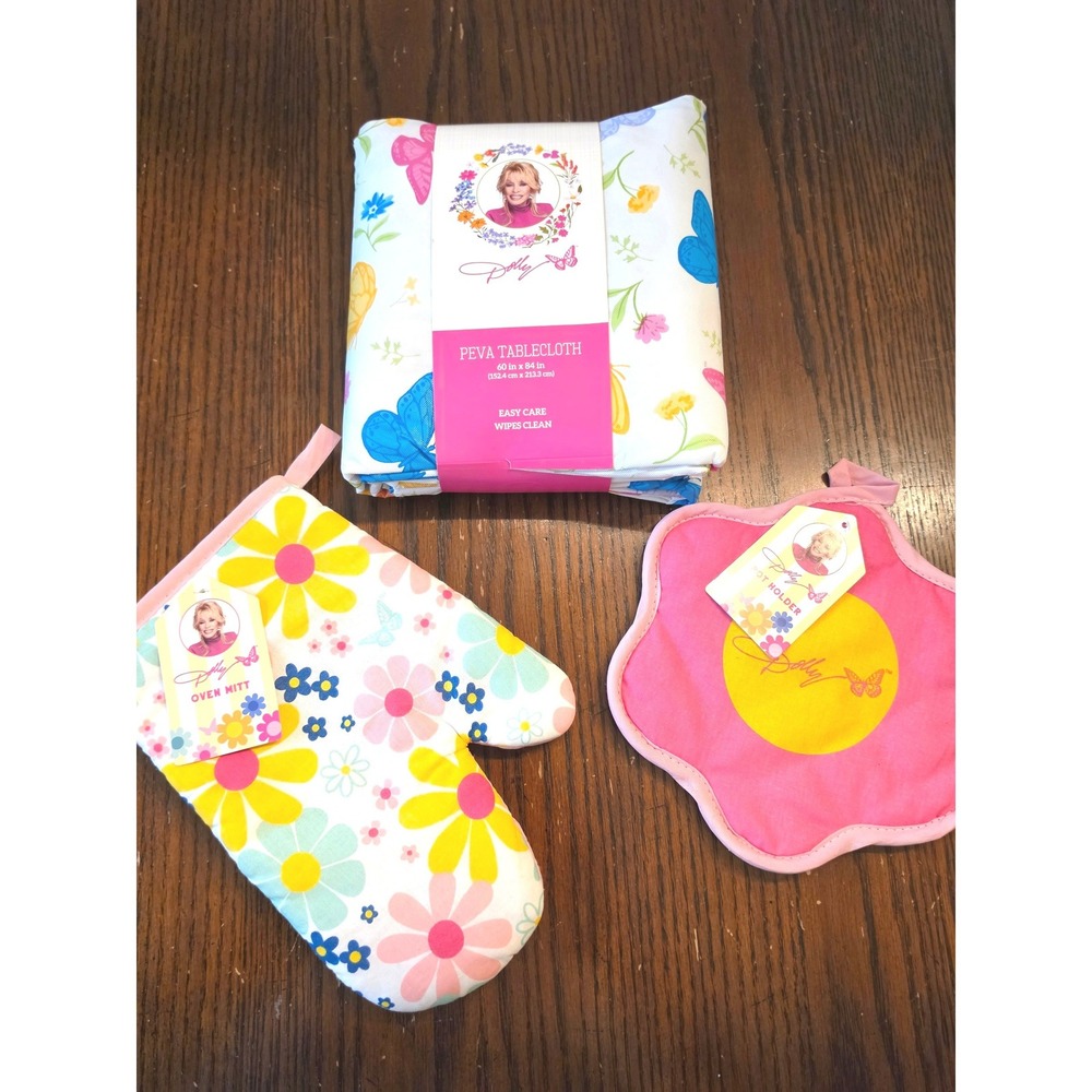Dolly Parton 3pc Kitchen Set PEVA Tablecloth 60x84 Oven Mitt Pot Holder Floral